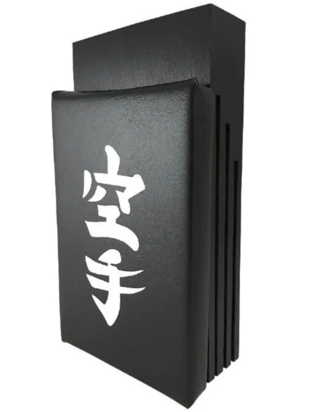 Makiwara with Kanji